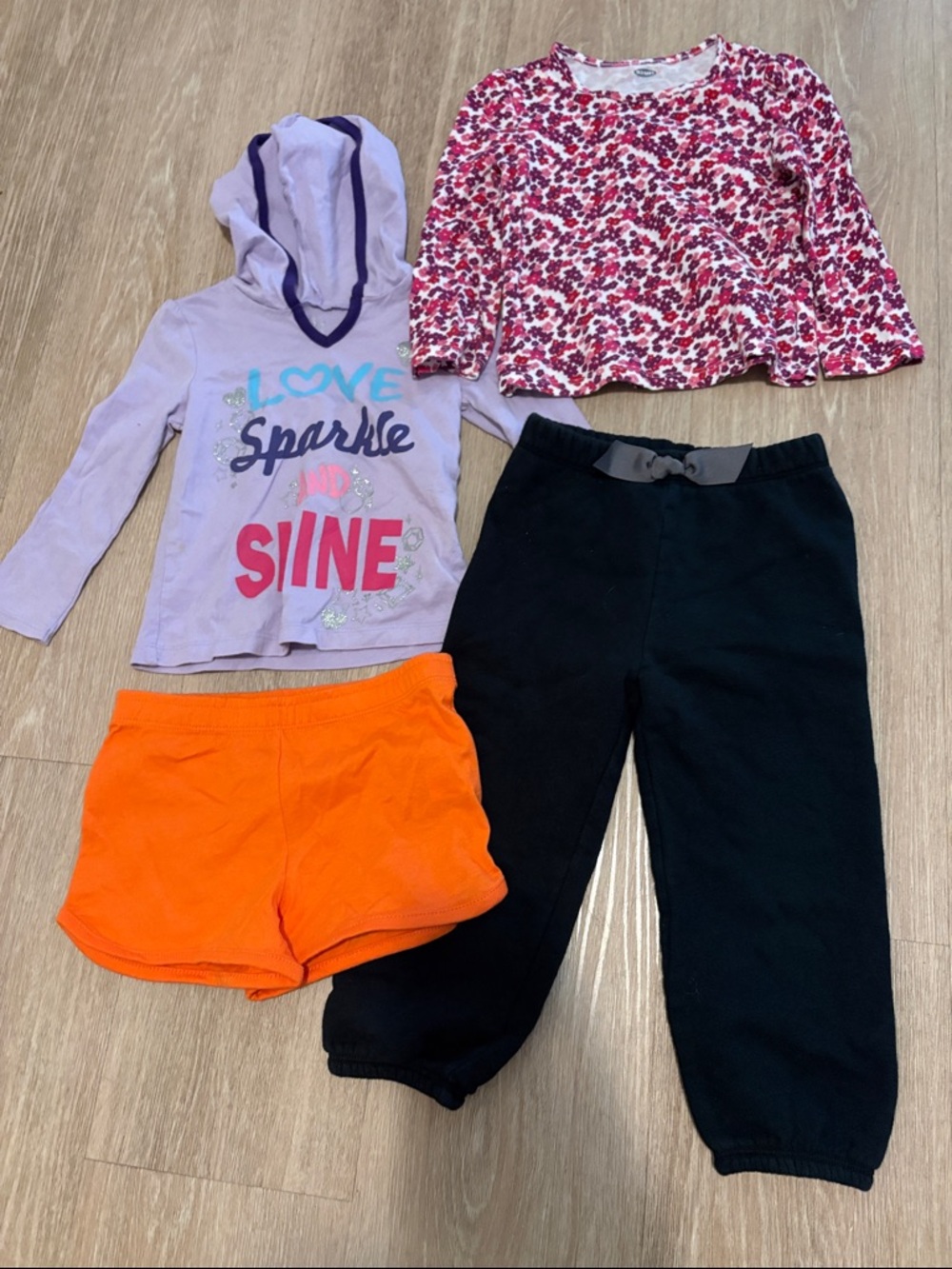 Super cute girls 2T bundle the children’s place old navy and Circo